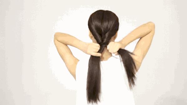 最适合夏天的3款扎发 gif动图教程一看就会！ 夏季扎头发简单发型